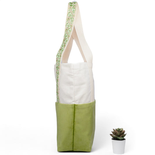BlueWillow Designer Tote - Green